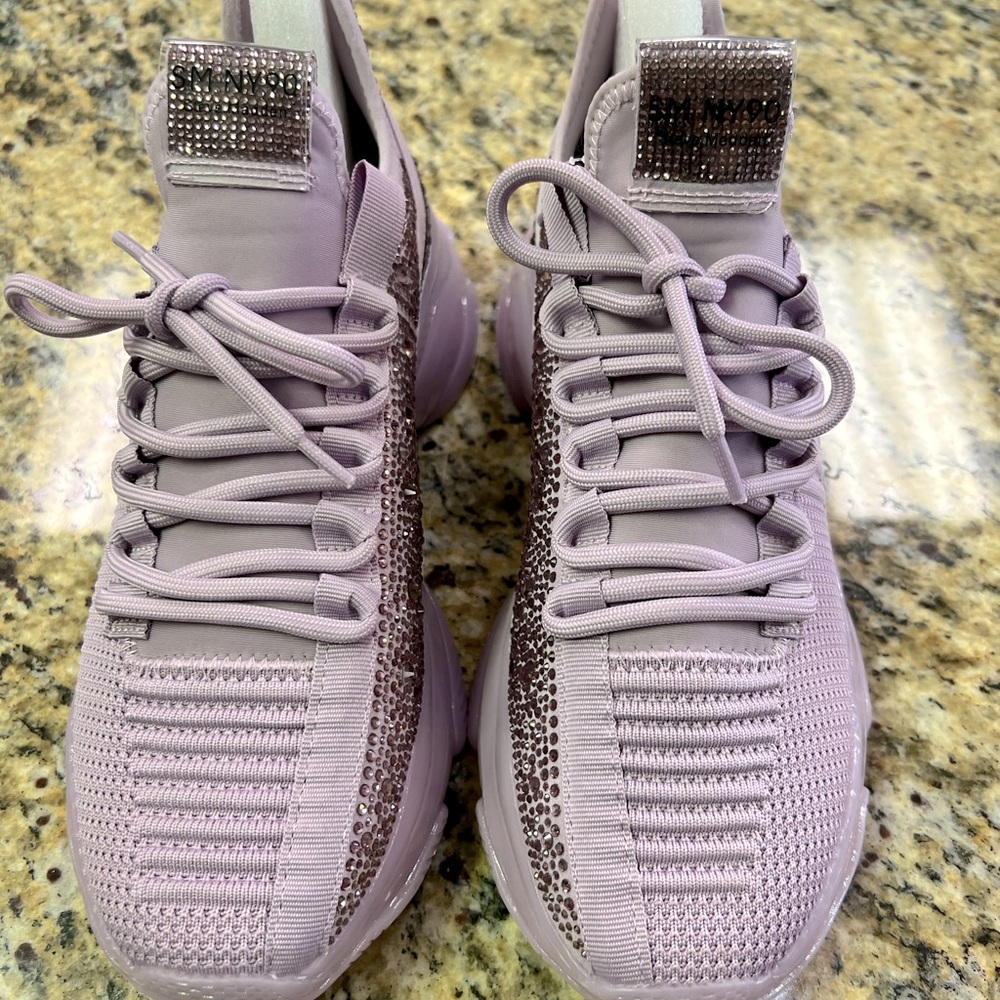 Steve Madden SM NY 90 sneakers.
